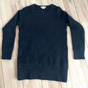 Lacoste quilted charcoal gray tunic crewneck pullover sweatshirt w/pockets
